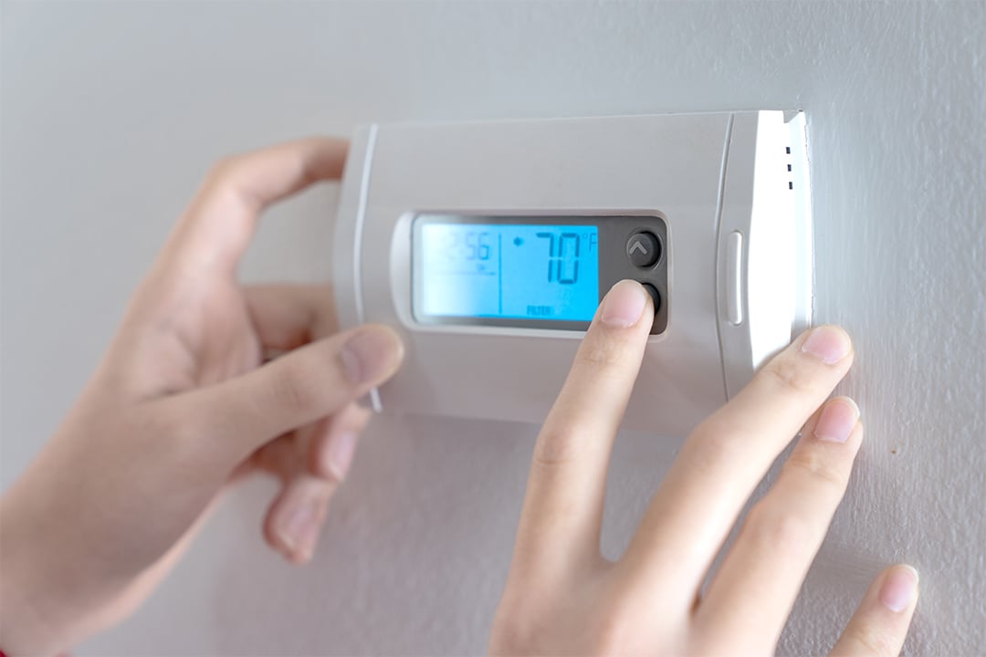 iaq25125web-why-summer-is-prime-time-for-mold-image-2-1080x720