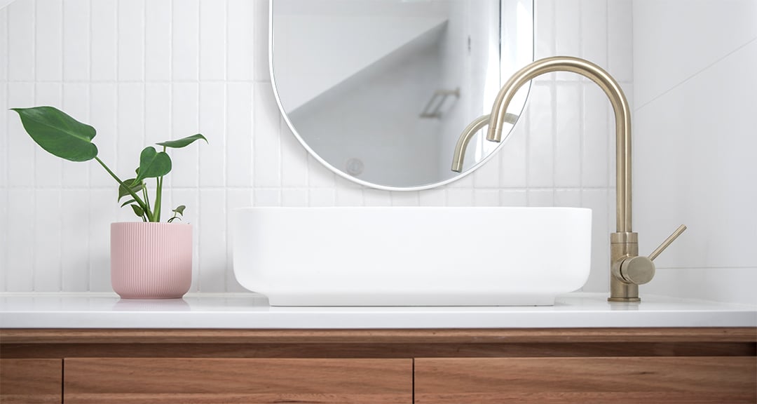 iaq25154web-how-to-choose-the-best-bathroom-exhaust-fan-blog-hero-1080x576